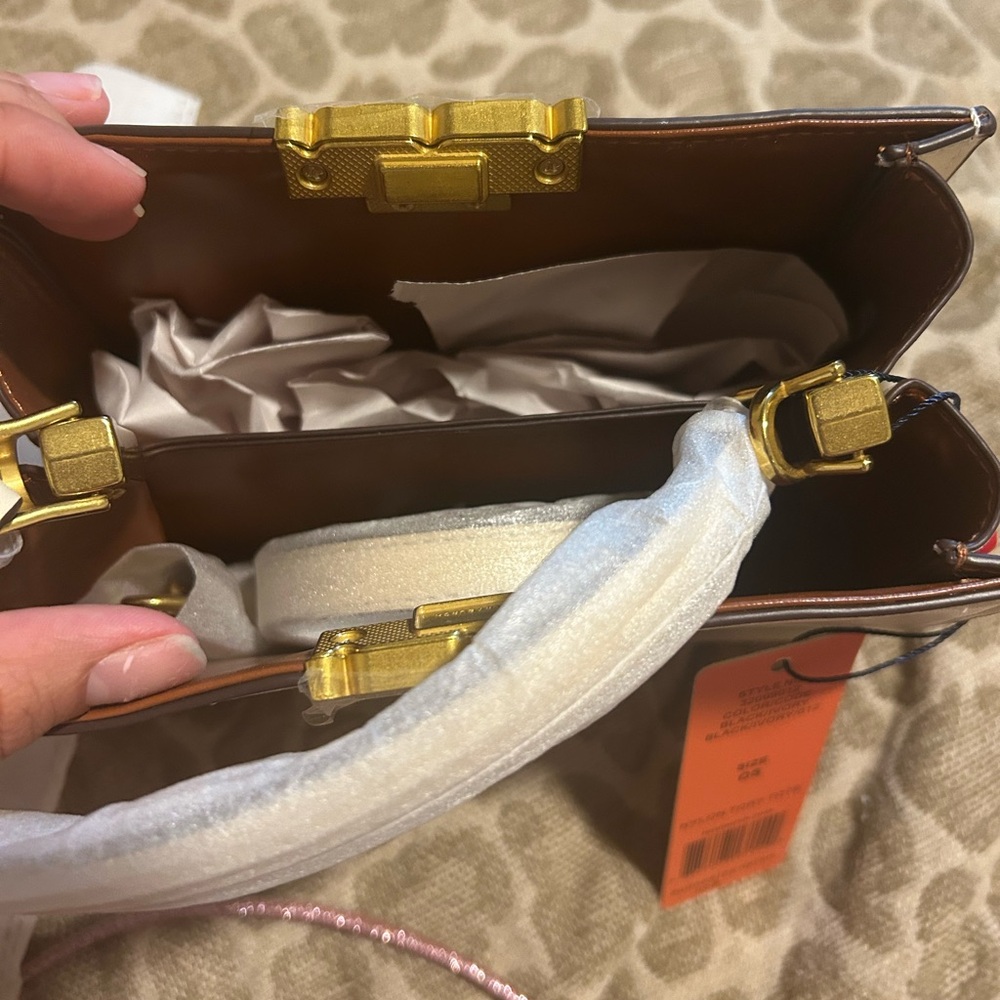 Tory Burch MINI ELEANOR SATCHEL in Crème - Picture 10 of 14